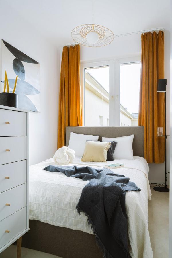 Warsaw Concierge Eclectic Design Apartment ภายนอก รูปภาพ
